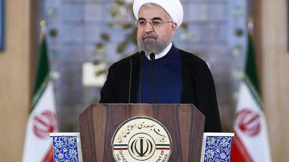 Fotografía facilitada por la oficina de Presidencia iraní, que muestra al presidente de Irán, Hasán Rohaní, durante una comparecencia para explicar a sus conciudadanos las consecuencias del entendimiento entre su país y el Grupo 5+1 tras casi dos años de negociaciones, en teherán, Irán, el 14 de julio de 2015.