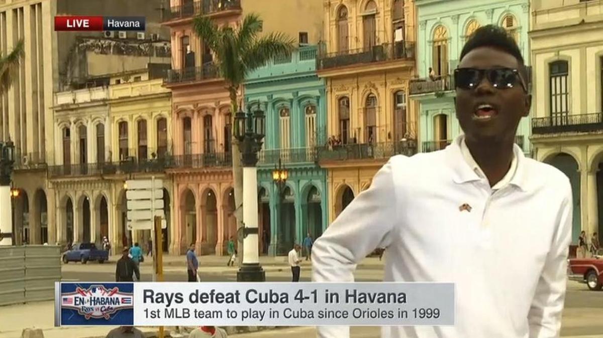 Captura de video del momento en que Yasel Rivera Boni grita “¡abajo los Castro!” frente a las cámaras de ESPN en La Habana.