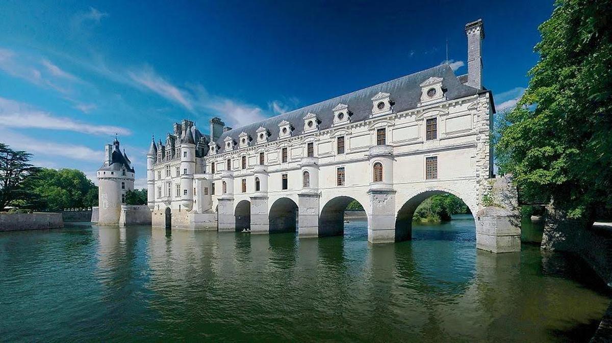 El castillo de Chenonceau, en el Valle del Loira, entró a formar parte de las propiedades de la familia Terry, de Cienfuegos, en 1891 y lo mantuvieron hasta 1913.