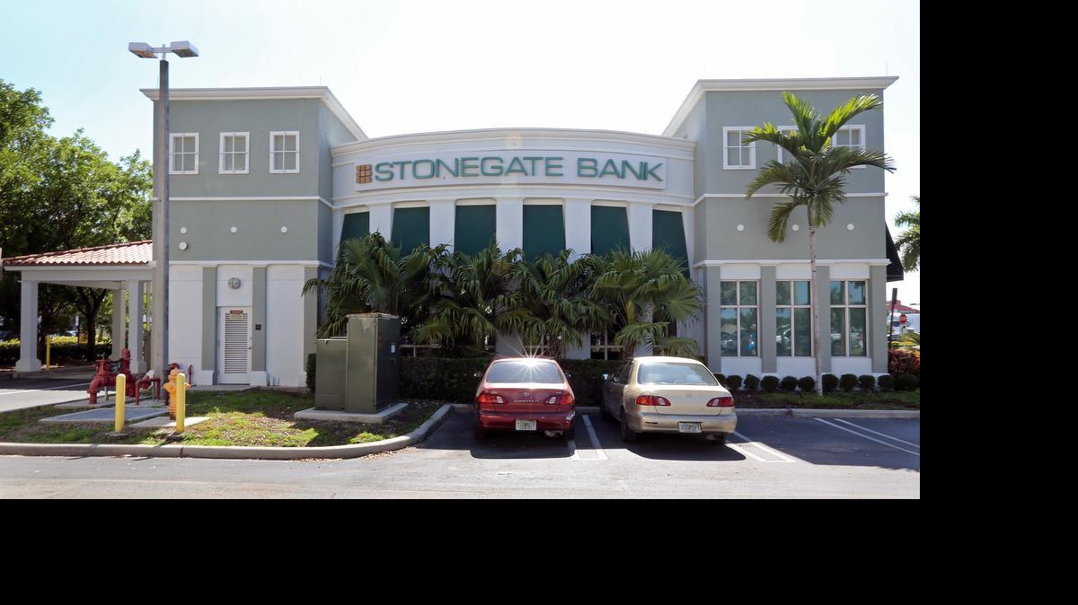 
La Sección de Intereses de Cuba en Washington ha abierto una cuenta en el Stonegate Bank, que tiene una sede en Doral, 8630 NW 25 Street.

