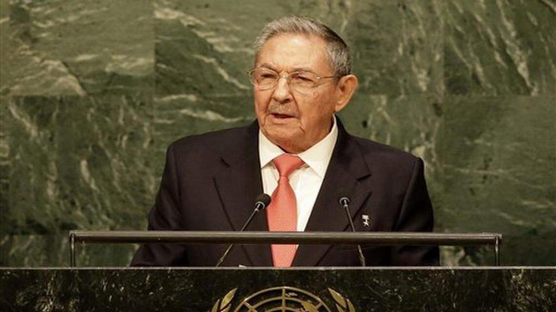 El gobernante cubano, Raúl Castro Ruz, habla durante la cumbre para el desarrollo sostenible 2015, el sábado 26 de septiembre de 2015 en las oficinas generales de Naciones Unidas.