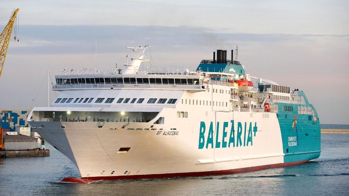 
El ferry “Bahama Mama”, uno de varios modelos de embarcaciones que tiene la compañía española Balearia en su flota. 
