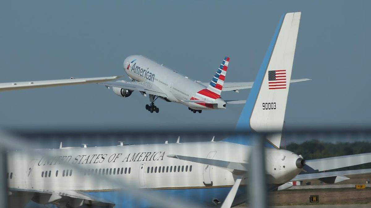
Las mayores compañías aéreas de Estados Unidos desean poder iniciar sus servicios hacia la isla, pero por el momento no ha sido posible lograr un acuerdo
