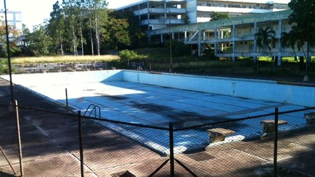 
Piscina de la vocacional Federico Engels de Pinar del Río.
