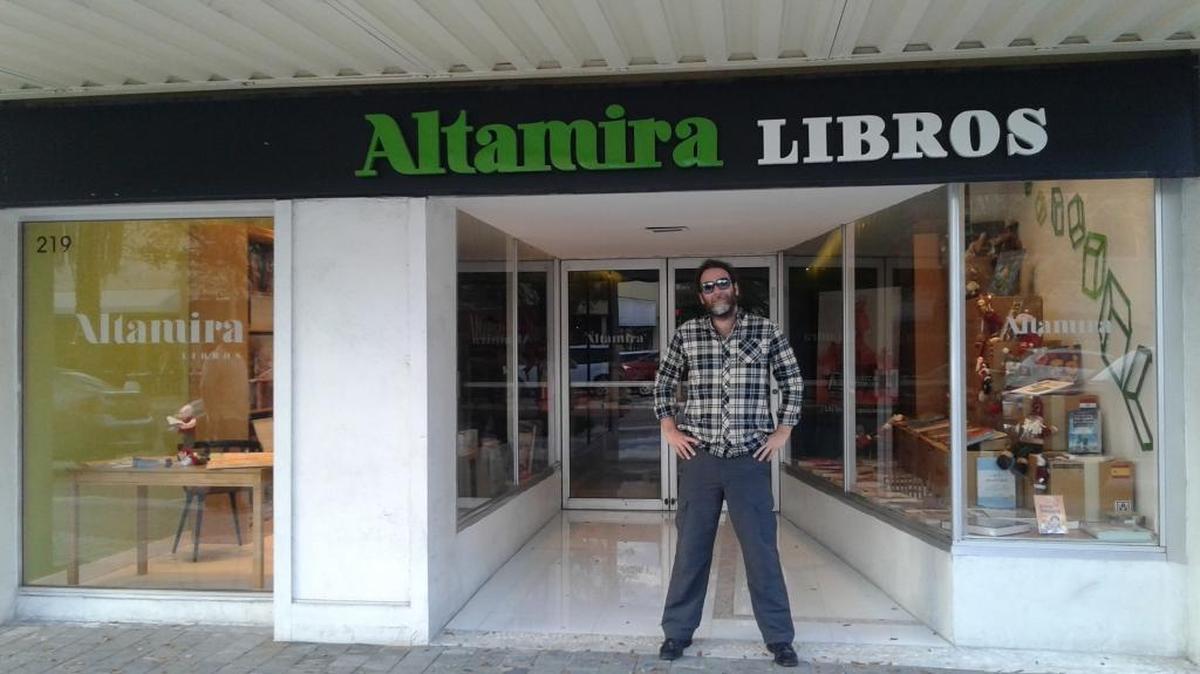 Orlando Luis Pardo presenta el libro de crónicas ‘Del clarín escuchad el silencio’ el viernes 12, 8 p.m. en Altamira Libros, en Coral Gables.
