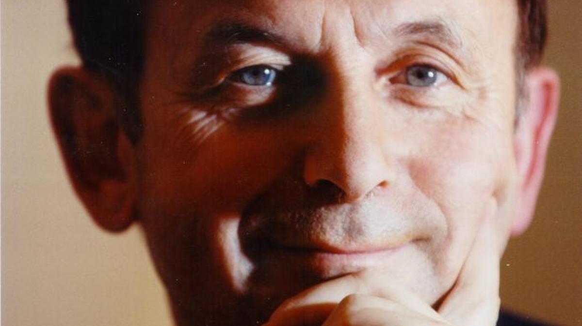 El actual embajador checo ante el Reino Unido, Michael Žantovský, es también director de la Biblioteca Vaclav Havel en Praga.