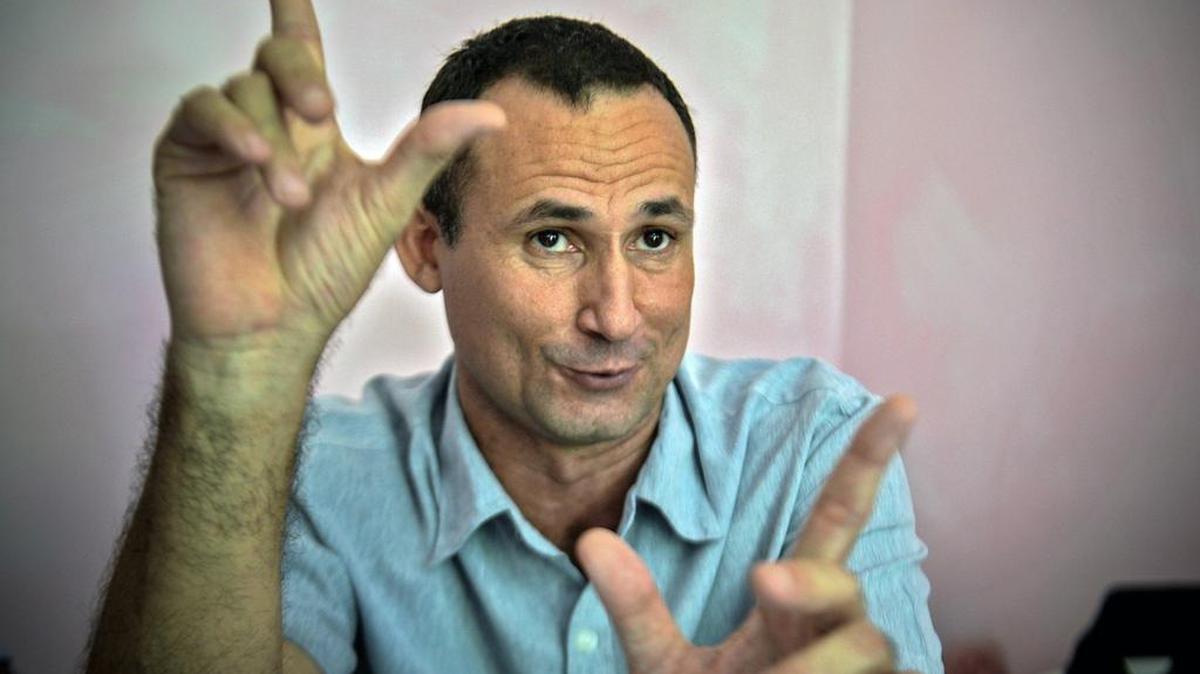 
El líder de la UNPACU, José Daniel Ferrer, en una conferencia de prensa en el 2013. El opositor dijo el domingo que más de un centenar de disidentes fueron arrestado en Santiago de Cuba.
