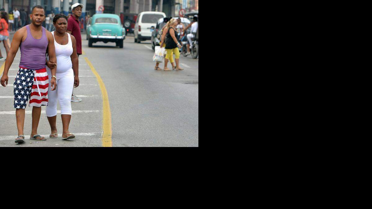 
La revista católica Palabra Nueva llamó el jueves a los cubanos a “no quedar atrapados” en los temores y rencores de medio siglo de confrontación entre Cuba y Estados Unidos.
