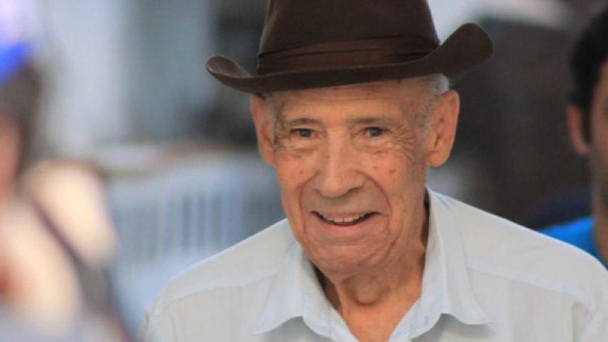 El actor Reynaldo Miravalles.
