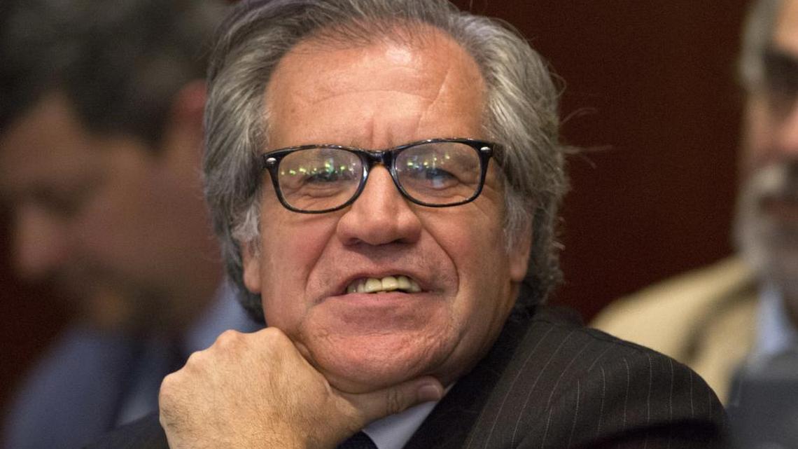 Luis Almagro, secretario general de la OEA, durante una sesión del organismo el 23 de junio de 2016, en Washington.