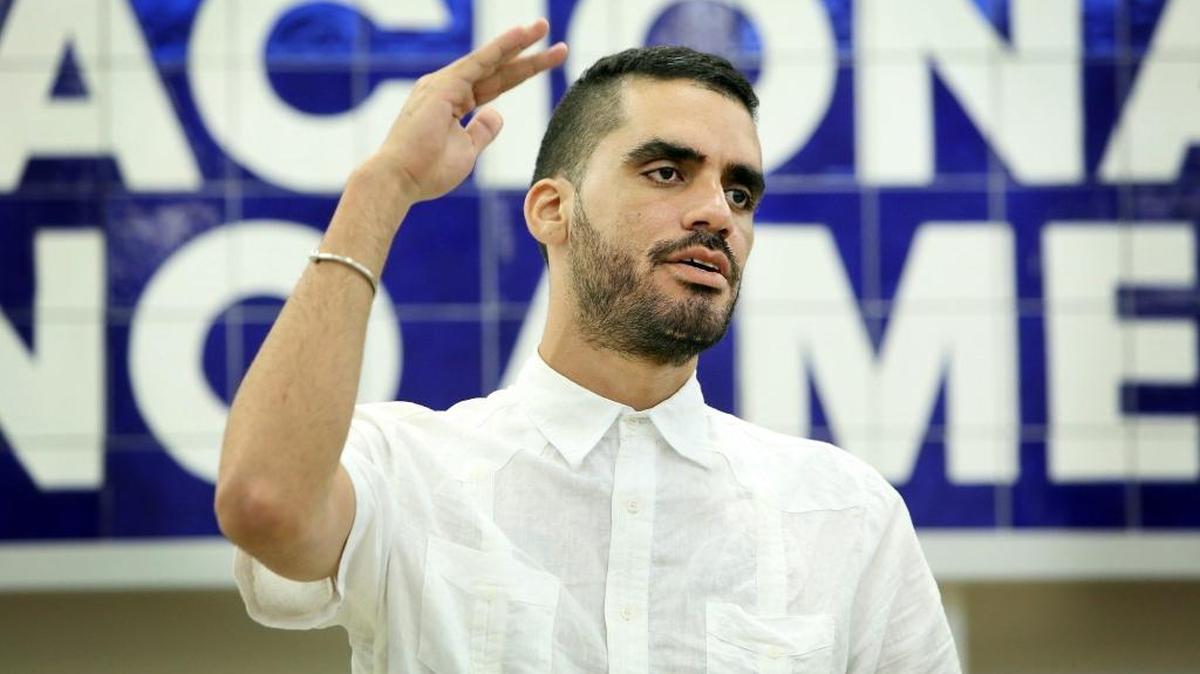 Danilo Maldonado Machado, alias “El Sexto”, ex preso político y de conciencia, visita Miami el 30 de noviembre de 2015 por primera vez desde su salida el mes previo de la prisión de Valle Grande en La Habana.