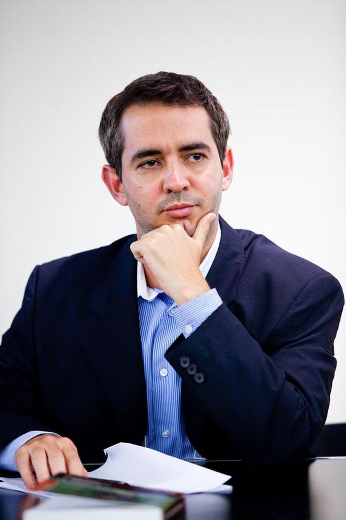 El economista cubano Pavel Vidal.