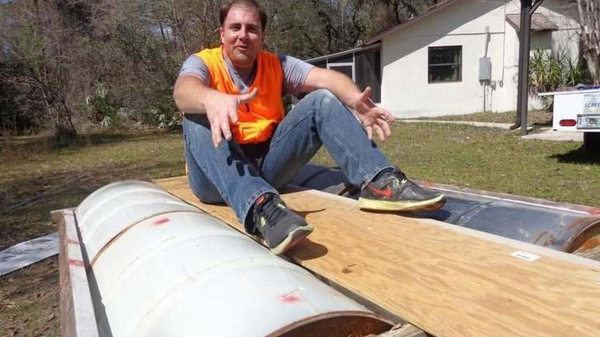 El alcalde de la ciudad floridana de DeBary, Clint Johnson, quiere saber qué es ser un “balsero” y para eso regresará de su próximo viaje a Cuba, en una embarcación que construirá en la isla.