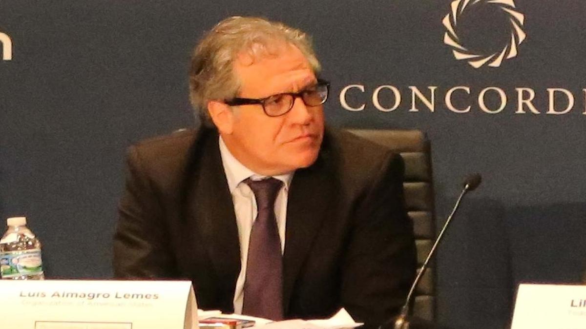 El secretario general de la Organización de Estados Americanos (OEA), Luis Almagro, durante una conferencia en el Miami Dade College,