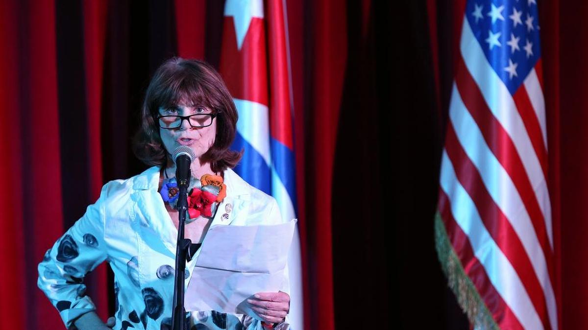 Margo Lion , copresidenta del Comité Estadounidense Presidencial para Artes y Humanidades, en La Habana.