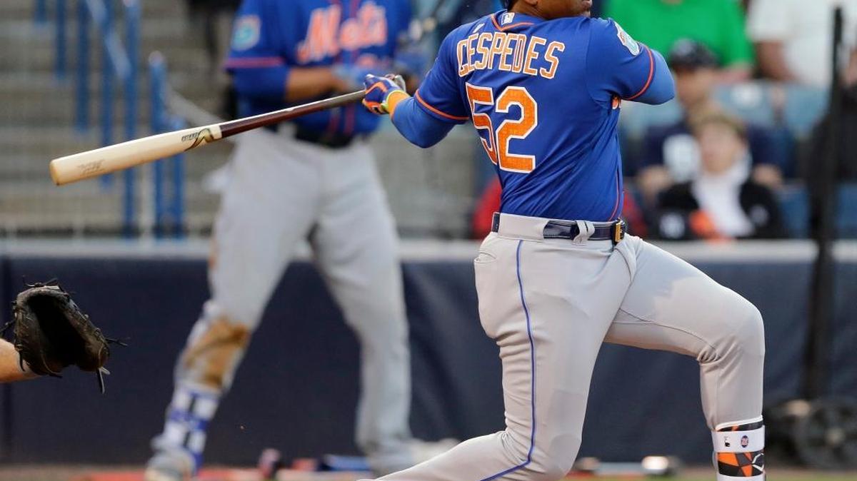 El aumento se debe al cúmulo de fugas de peloteros de la isla, incluyendo estrellas como Yoenis Céspedes (foto), José Abreu y Yasiel Puig.