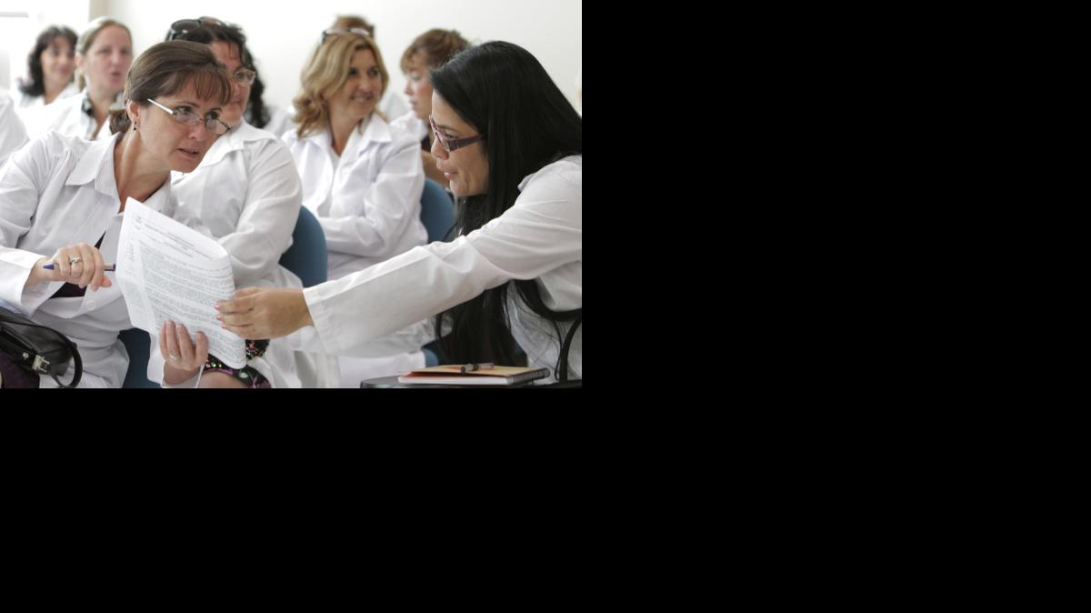 
Brasil cuenta con el servicio de 11,800 médicos de la isla y ahora afirma que necesita sobre todo más especialistas.
