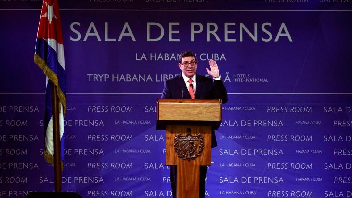 El canciller cubano Bruno Rodríguez durante una conferencia de prensa en el 2016. En una entrevista con la televisión española transmitida el sábado, Rodríguez reiteró la disposición de su gobierno de mantener el diálogo y la cooperación con la Administración del presidente Donald Trump.