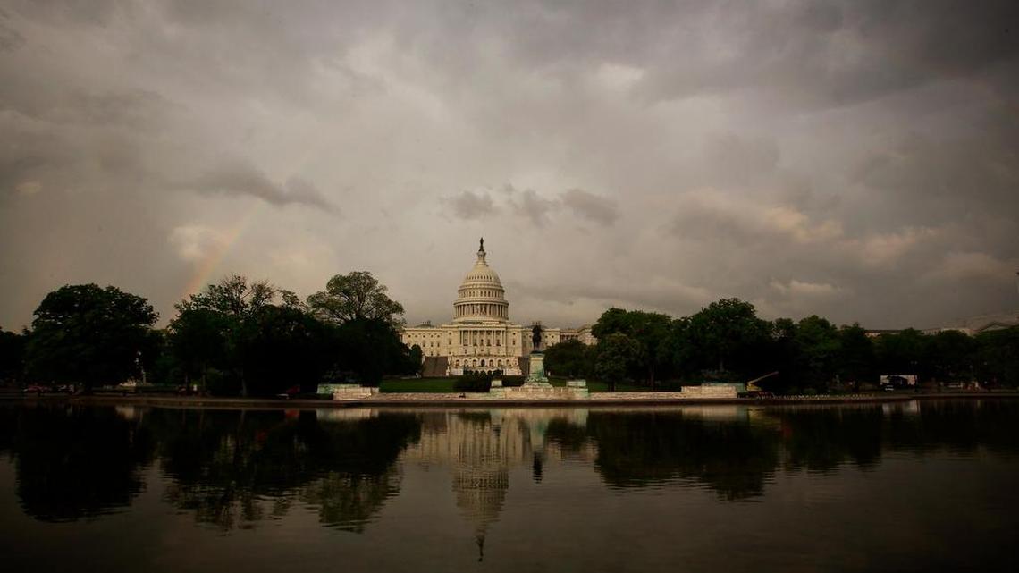 
Los gobernadores piden a los líderes de los dos partidos políticos en el Senado y de la Cámara de Representantes que adopten “pasos decisivos para poner fin por completo al embargo sobre Cuba”.
