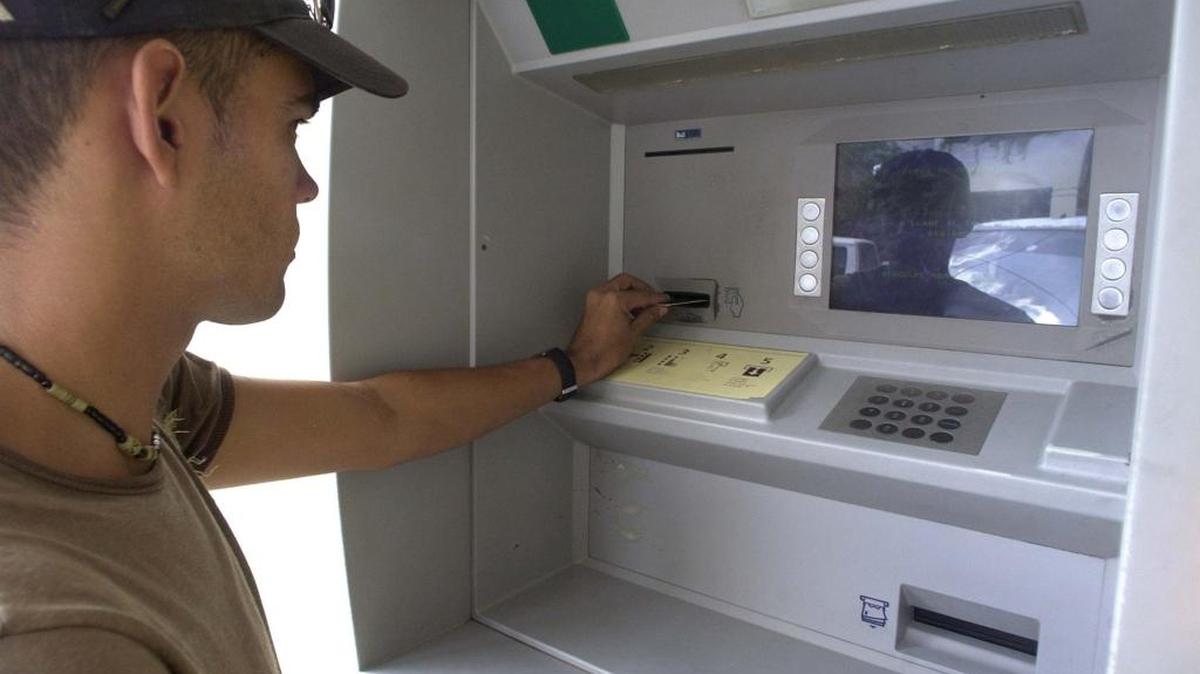 Los expertos de The Havana Consulting Group prevén un “gran crecimiento en la red de cajeros automáticos, terminales de punto de venta electrónico (POS -Point of Sale, en inglés) y la introducción de servicios de pago por internet”.
