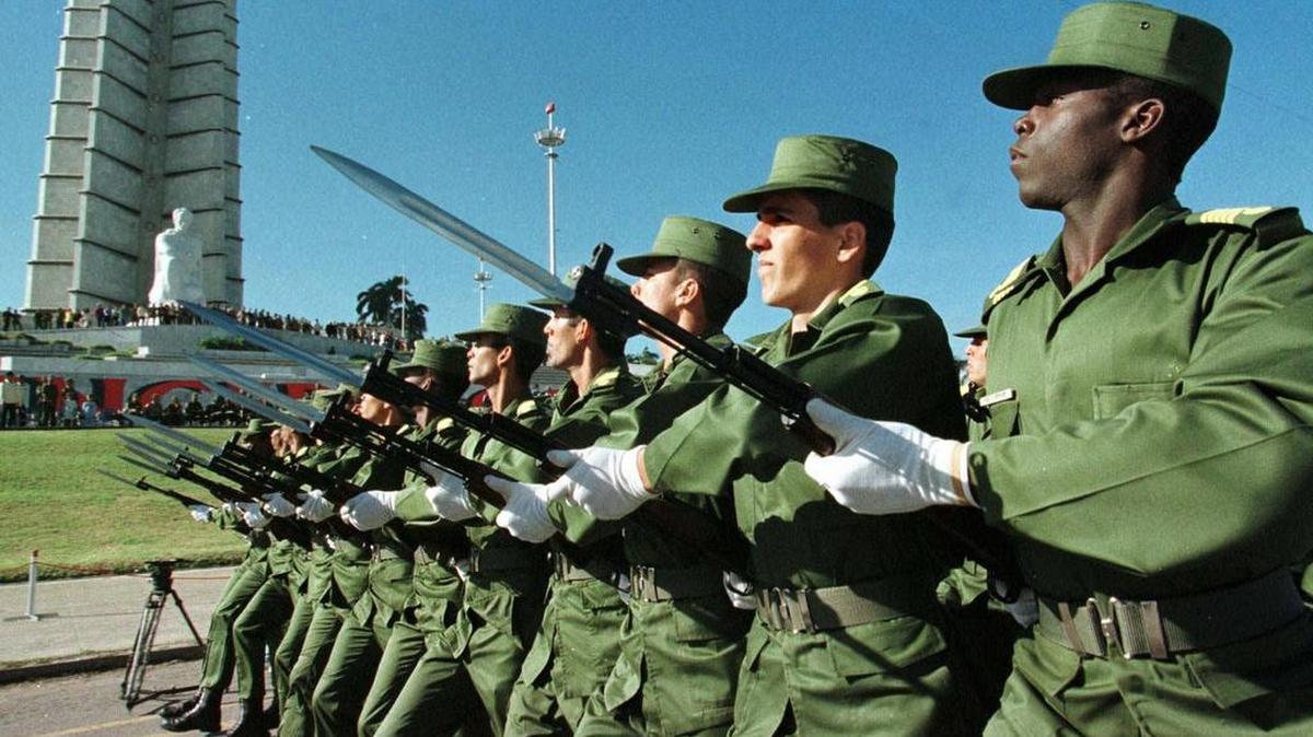 
El miércoles la cadena Fox News divulgó, citando una fuente del gobierno estadounidense, que entre 200 y 300 soldados cubanos se encontrarían en territorio sirio en apoyo al presidente Bashar al Assad.

