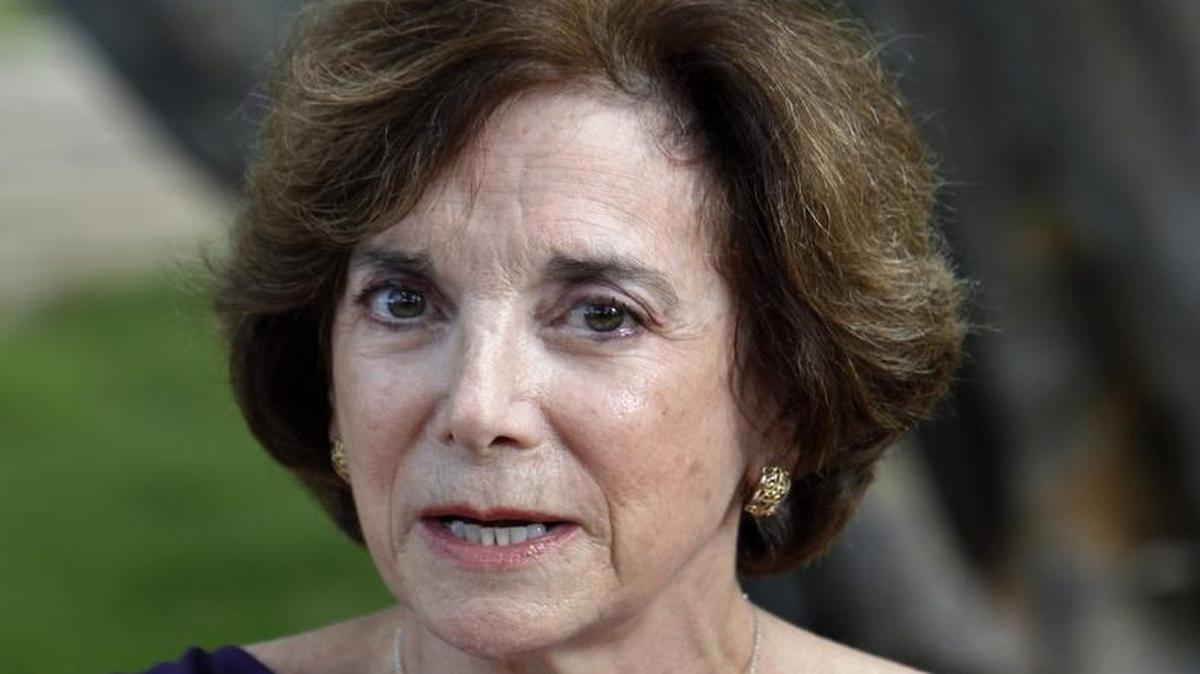 
La excongresita de Estados Unidos Marjorie Margolis, actual presidenta de la organización Women's Campaign Internacional, participa en una conferencia de prensa, hoy viernes 09 de octubre del 2015, en La Habana, Cuba.

