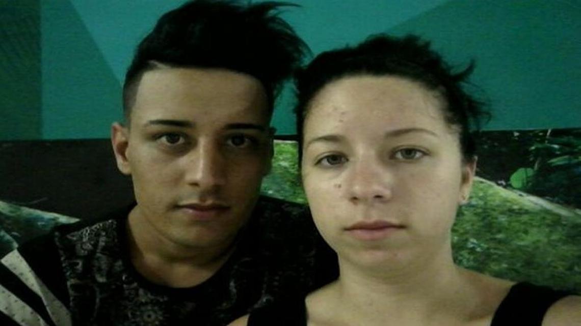 Los migrantes cubanos Yoandy Boza Canal y Leira Valle Piedra fueron deportados a la isla el domingo por las autoridades de Colombia.