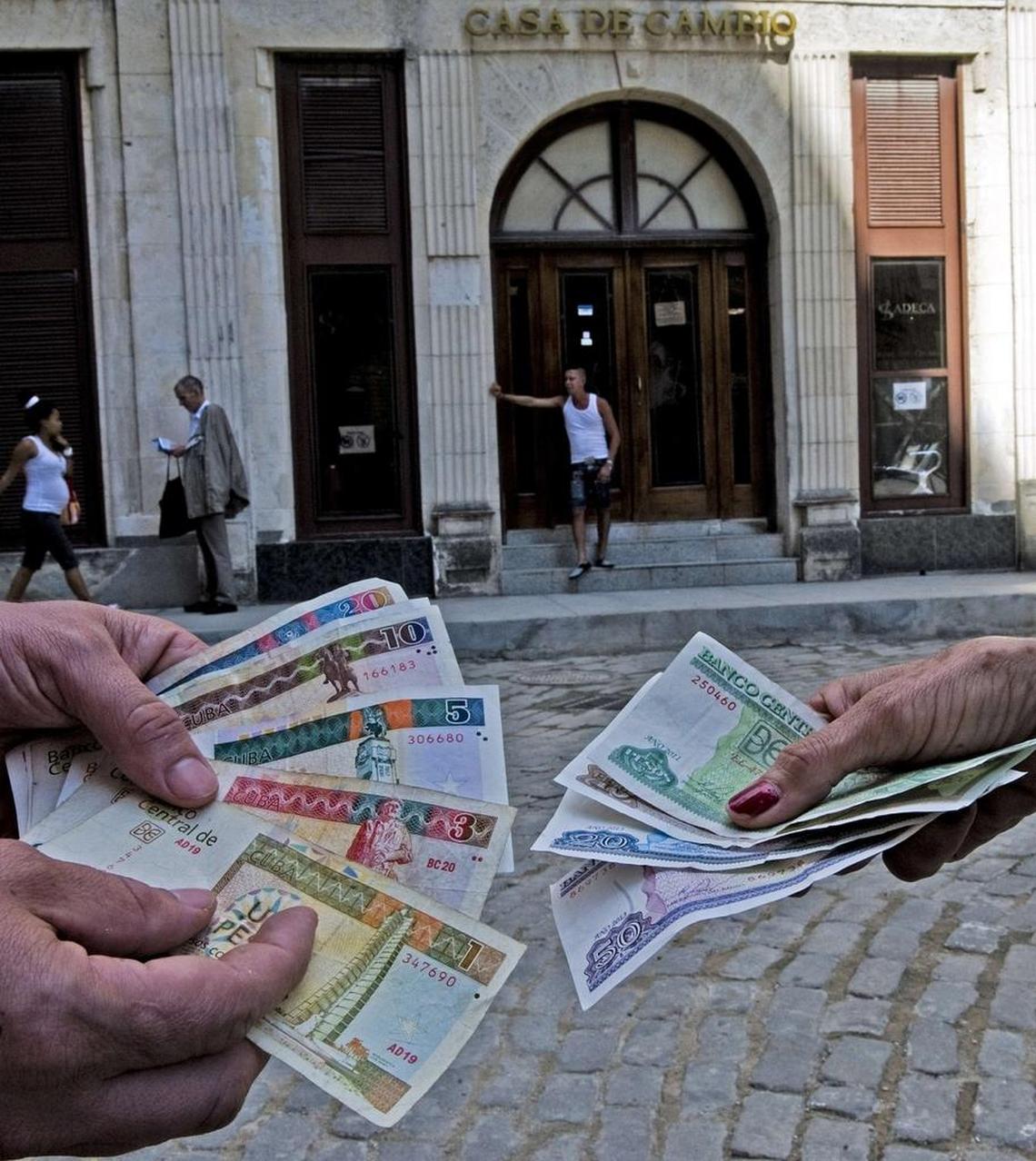 Cubans exchange Cuban pesos and convertible pesos. The Cuban government first announced its intention to unify its dual currency system in October 2013, but so far it hasn’t happened.