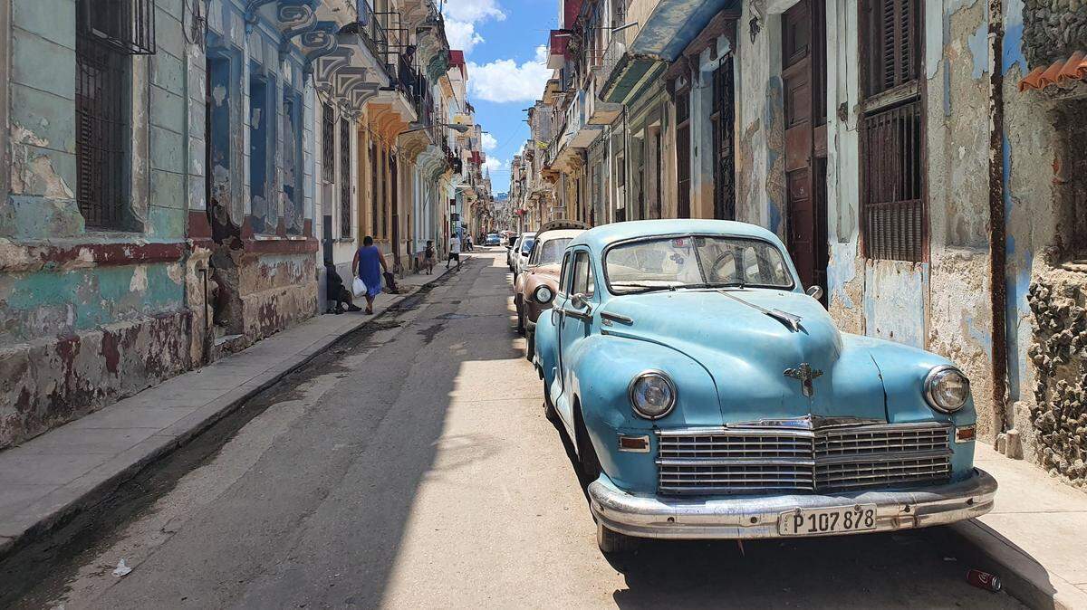 Consulado de México en La Habana ofreció ayuda psicológica a mexicanos residentes en Cuba. Foto de archivo del 13 de septiembre de 2022 de una calle en La Habana, Cuba.