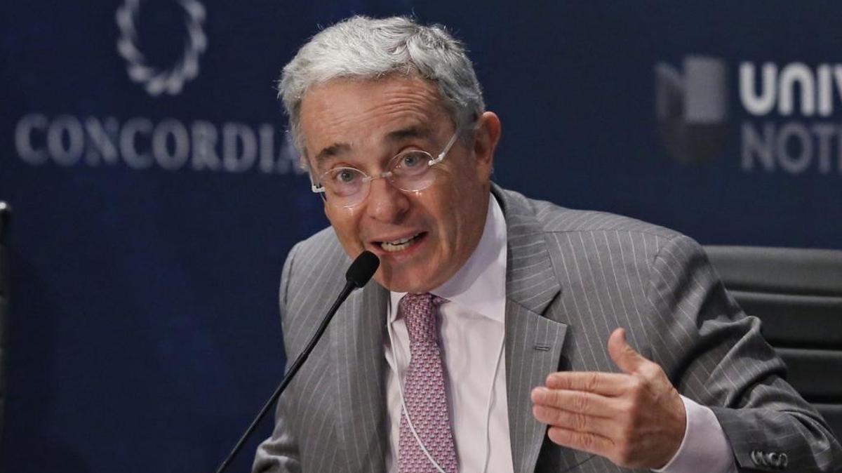 El ex presidente de Colombia, Álvaro Uribe Vélez, habla en la Cumbre de las Américas, organizada por Concordia y Americas Society/Council of the Americas, en el Miami Dade College el jueves.