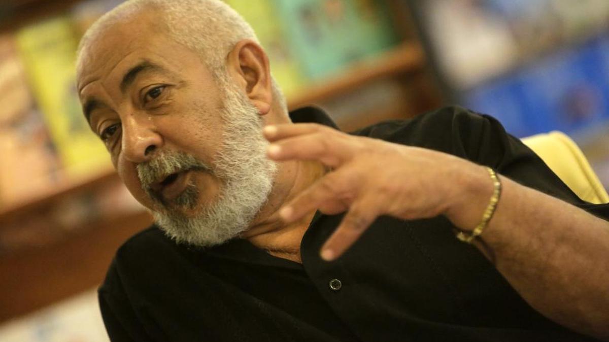 El escritor cubano Leonardo Padura, durante su participación en el quinto festival literario “CentroAmérica Cuenta”, en Managua el 24 de mayo de 2017.
