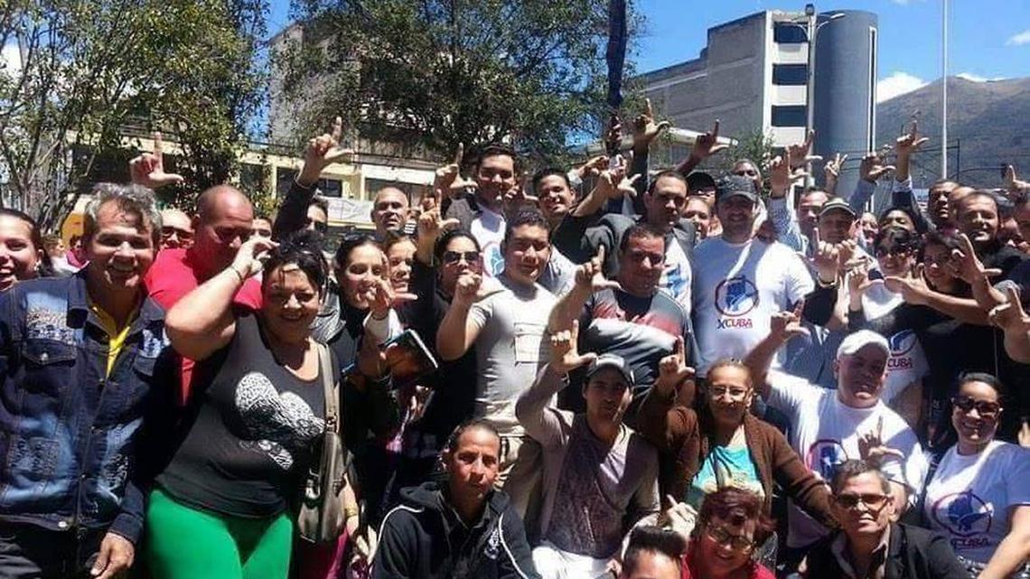 Un grupo de cubanos en Ecuador agrupados en el Movimiento X Cuba (MXC) solicitó en una carta abierta al próximo presidente de ese país el fin de las misiones médicas del gobierno de Cuba en la nación andina.