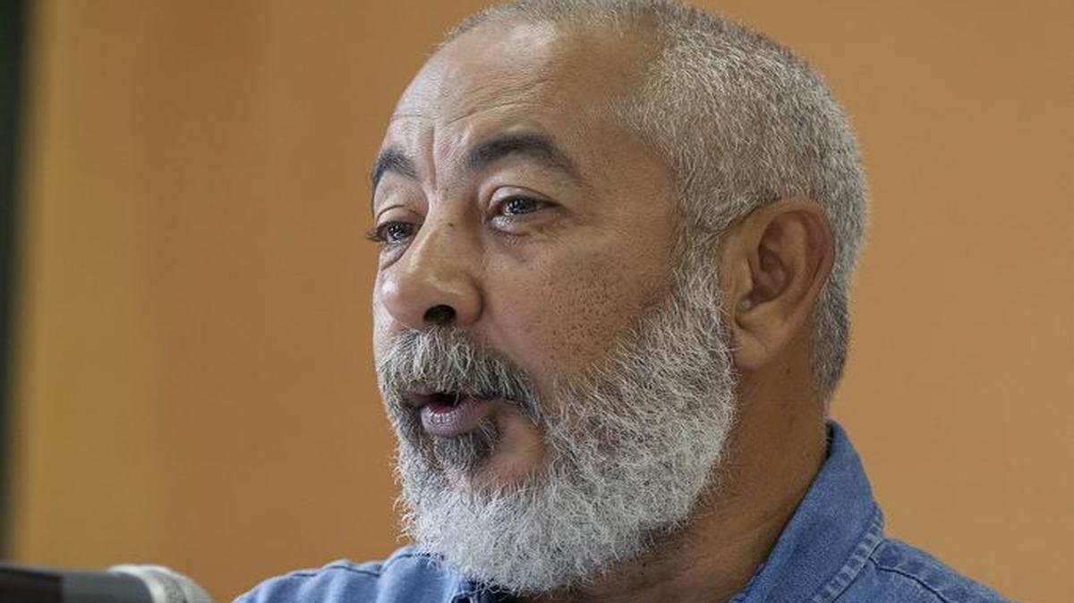 
El escritor y periodista cubano Leonardo Padura habla durante una rueda de prensa en la Fiesta Literaria Internacional de Paraty (FLIP), en el litoral de Río de Janeiro.
