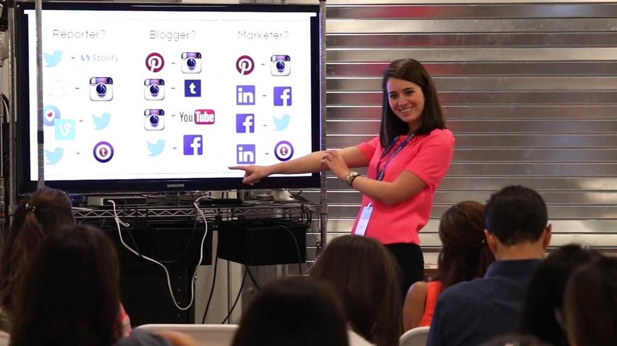 Foto archivo de Social Media Week.