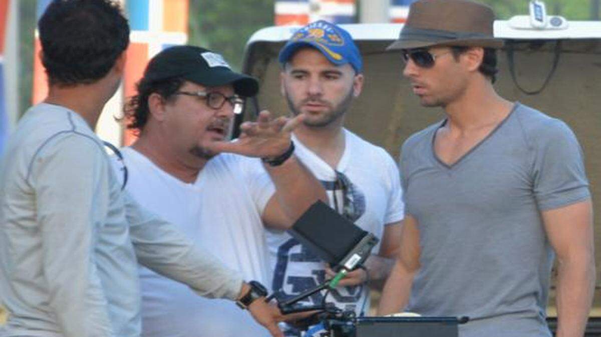 
El director de fotografía y video Alejandro Pérez, durante la grabación del tema ‘Bailando’, con Enrique Iglesias y Gente de Zona.
