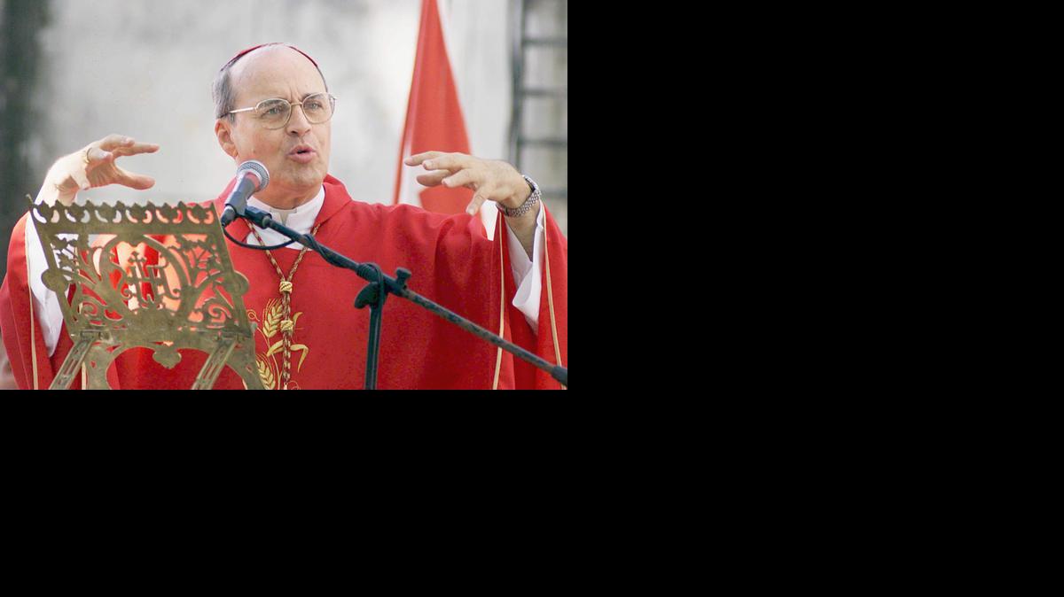 
El cardenal cubano Jaime Ortega, como líder de la Iglesia Católica en Cuba, ha apoyado públicamente las reformas, aunque ha pedido más velocidad.
