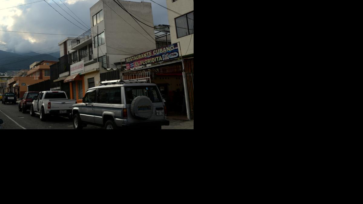 
Calle Ocho de Quito, Ecuador es el núcleo de la reciente inmigración cubana en Ecuador, unas 120,000 personas que han arribado al país desde la isla en los últimos cinco años.
