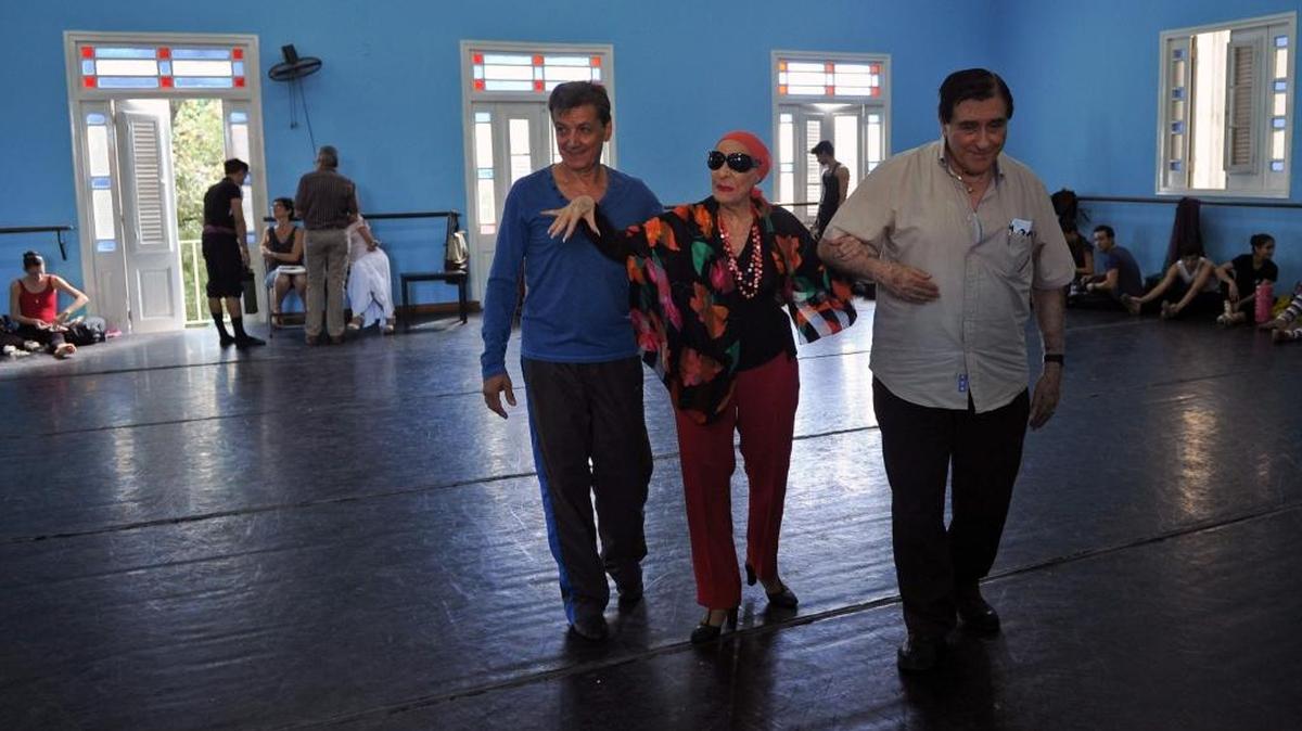La bailarina y directora del Ballet Nacional de Cuba Alicia Alonso, asiste a una sesión de entrenamiento en La Habana, el 20 de diciembre de 2016.