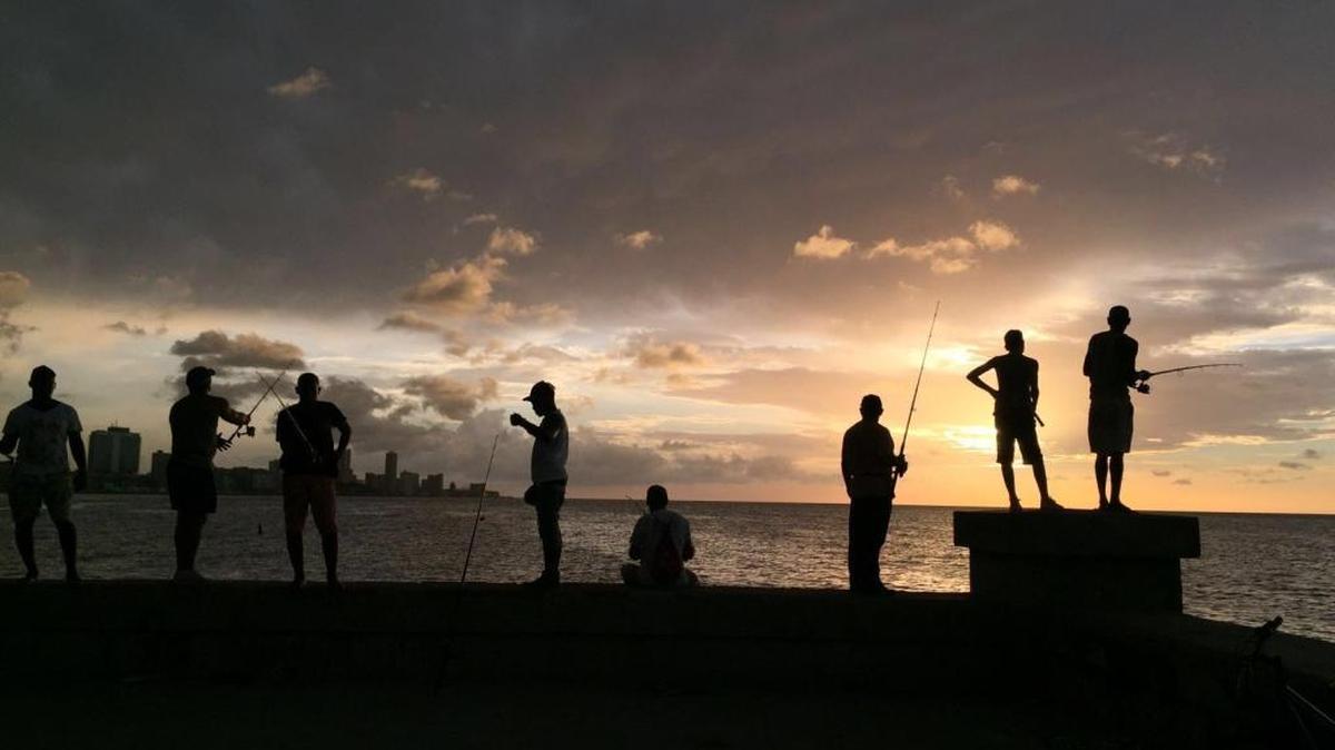 Una vista del malecón habanero captada por De la Peña en su viaje a Cuba.