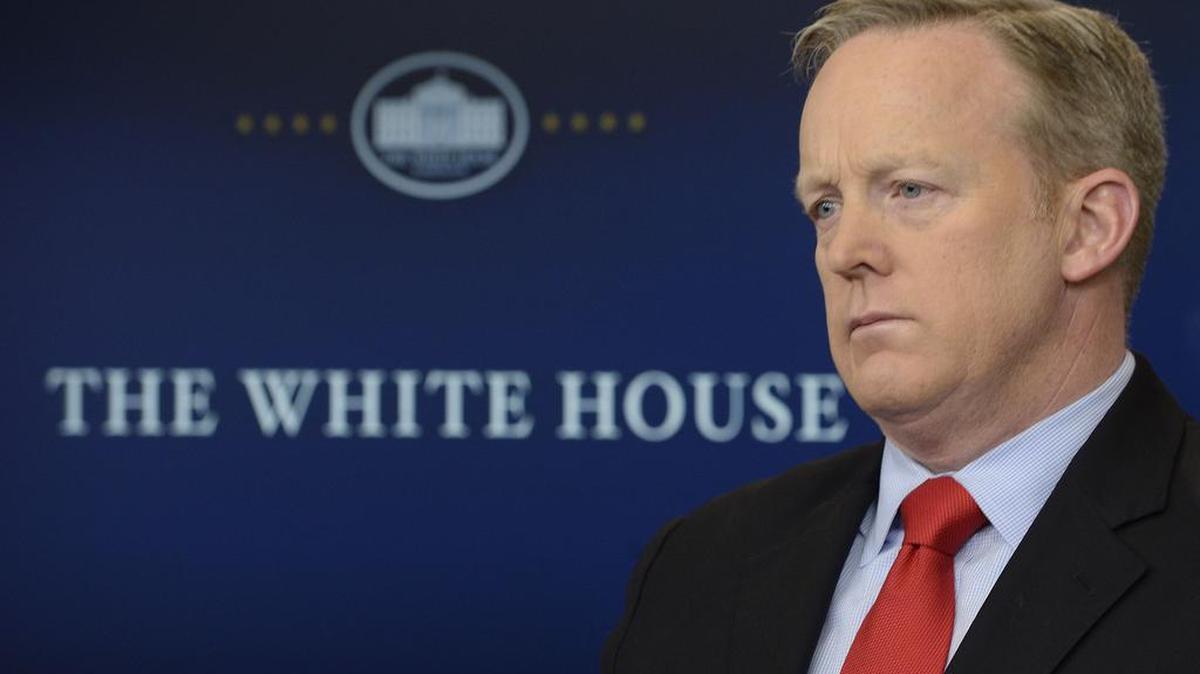 Sean Spicer, secretario de prensa de la Casa Blanca, durante una conferencia el viernes en Washington.