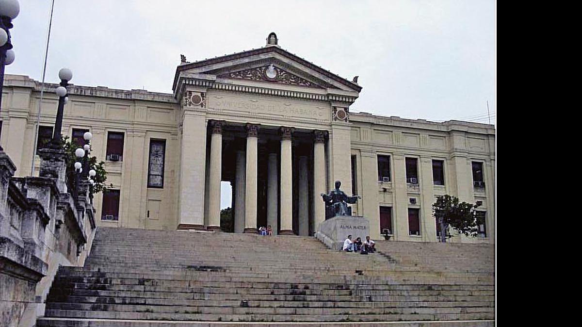 La Universidad de la Habana, fundada en 1728.