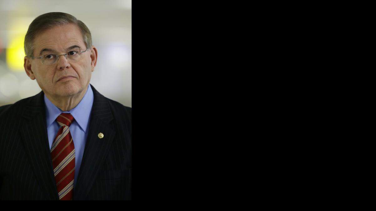 
Segun el senador Bob Menéndez, la Casa Blanca cerró un “mal acuerdo” con La Habana.
