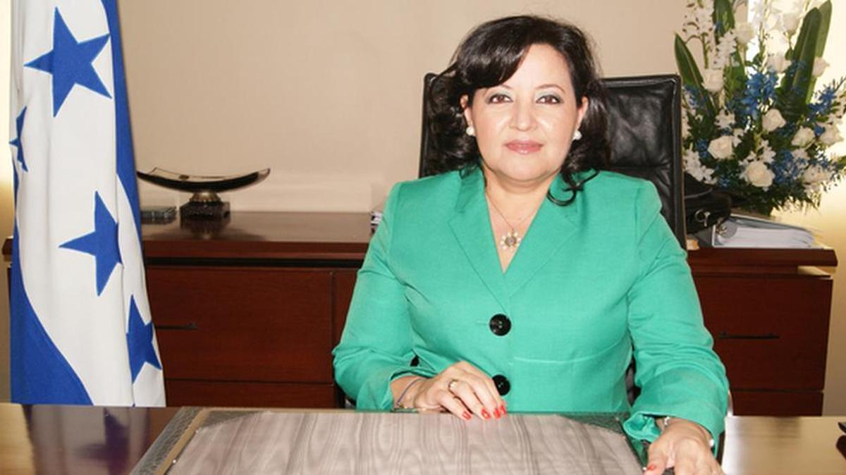 La ministra de Salud de Honduras, Edna Yolani Batres.