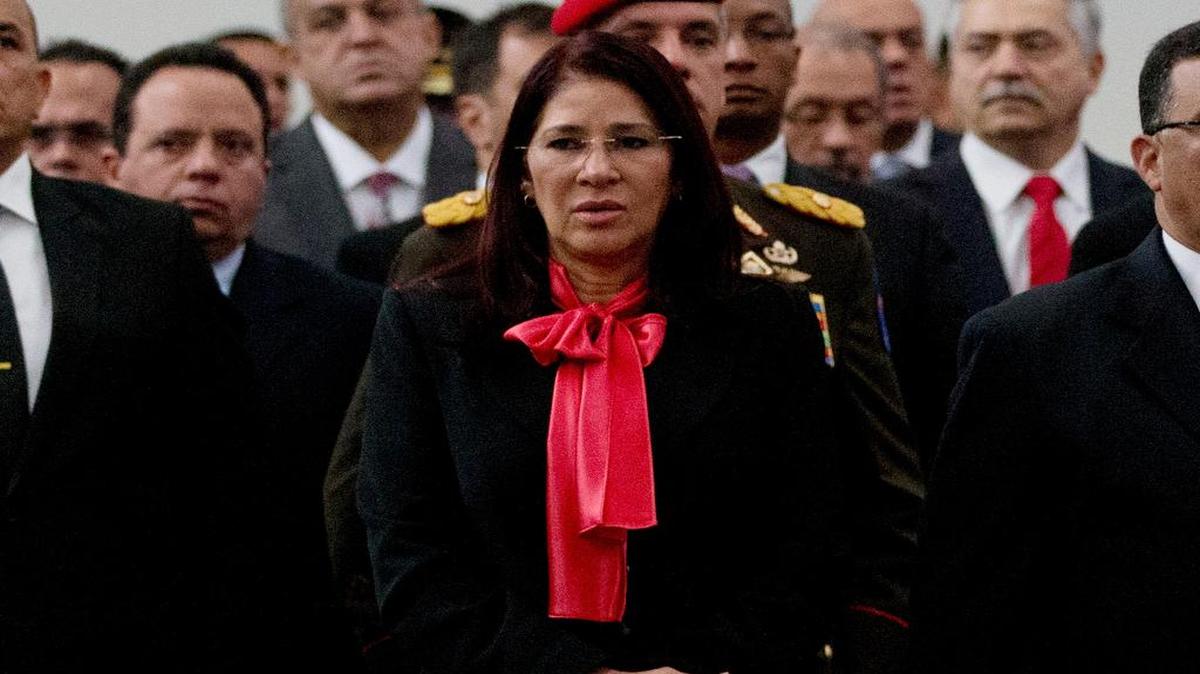 Cilia Flores, primera dama de Venezuela, asiste a una ceremonia por el aniversario de la muerte del héroe de la indenpendencia Simón Bolívar, el 17 de diciembre, en Caracas.