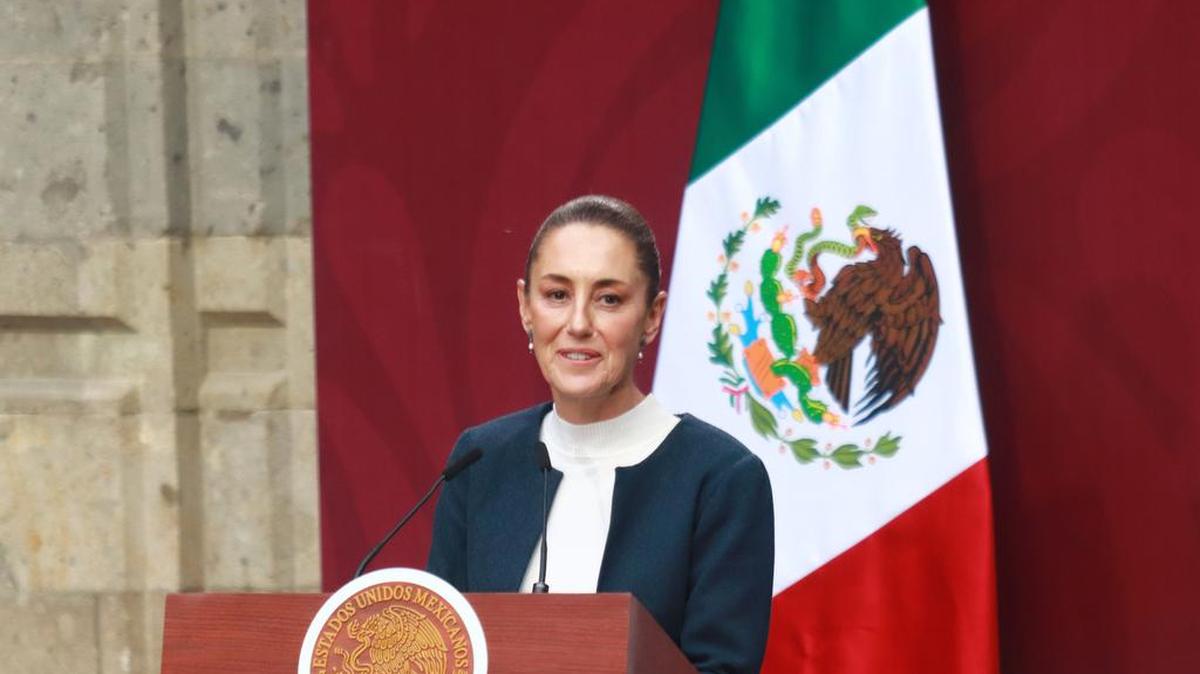 La presidenta de México, Claudia Sheinbaum Pardo, habla durante la entrega del Premio Nacional del Deporte 2024, en Palacio Nacional, el 27 de noviembre de 2024 en la Ciudad de México, México.