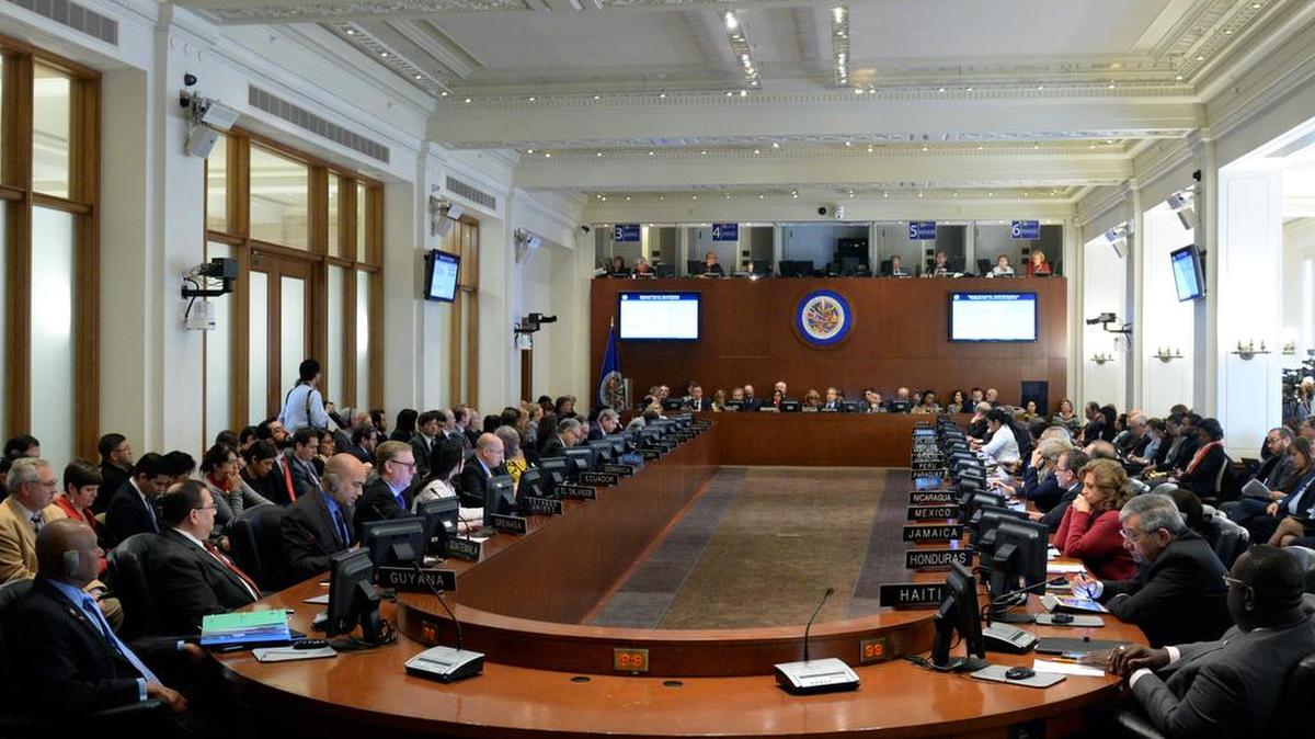 Fotografía cedida, de un Consejo extraordinario de la Organización de Estados Americanos (OEA) celebrado el 5 de mayo de 2016, en la sede del organismo en Washington, DC (Estados Unidos).