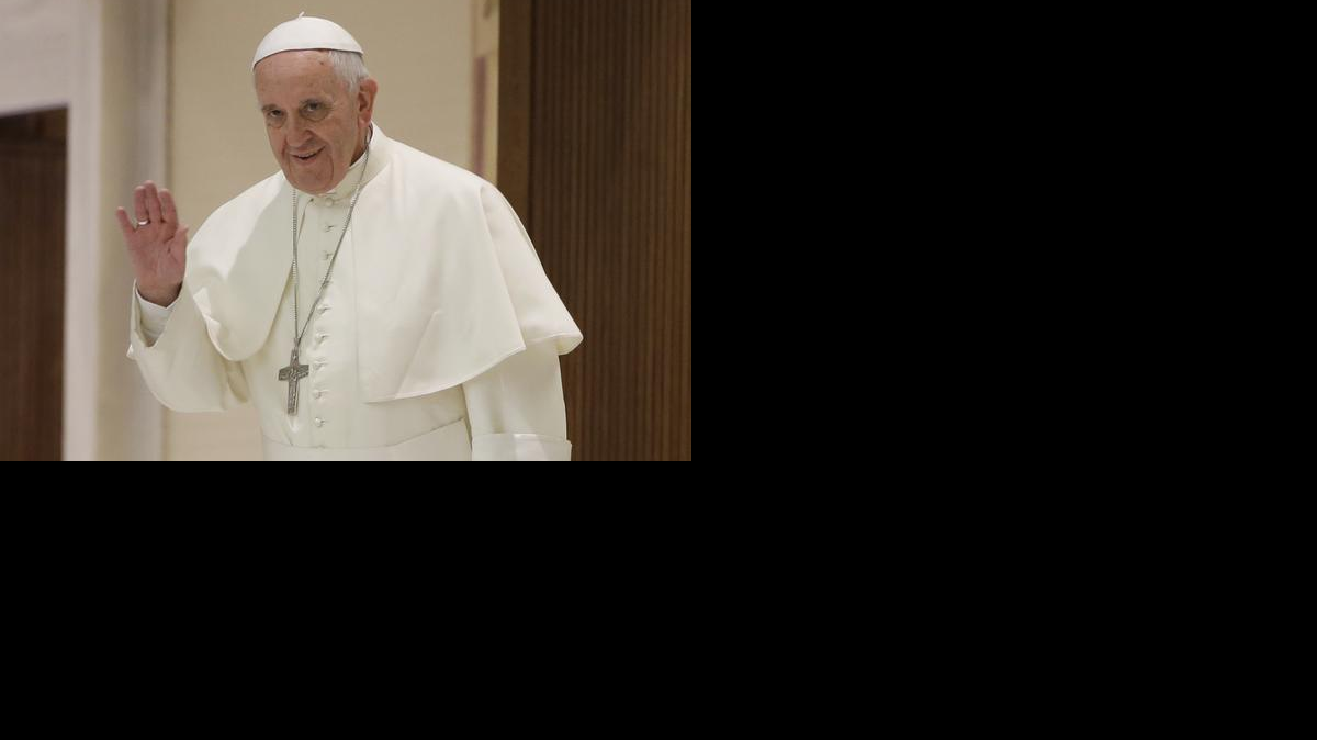
El papa Francisco dará dos misas campales a más de un millón de personas cada una durante su visita a Ecuador que tendrá lugar del 5 al 8 de julio.
