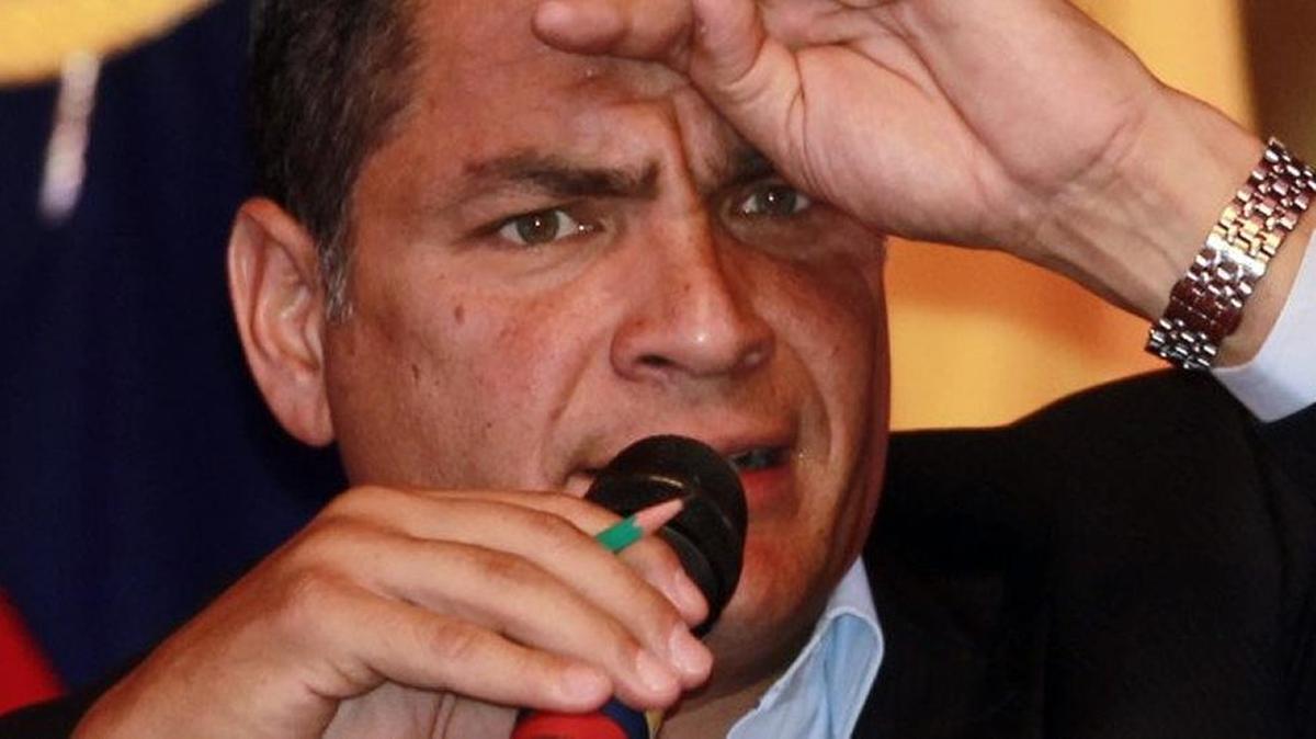 El presidente de Ecuador, Rafael Correa, dejará el poder a la medianoche del próximo 23 de mayo, pues el día siguiente su sucesor jurará el cargo.