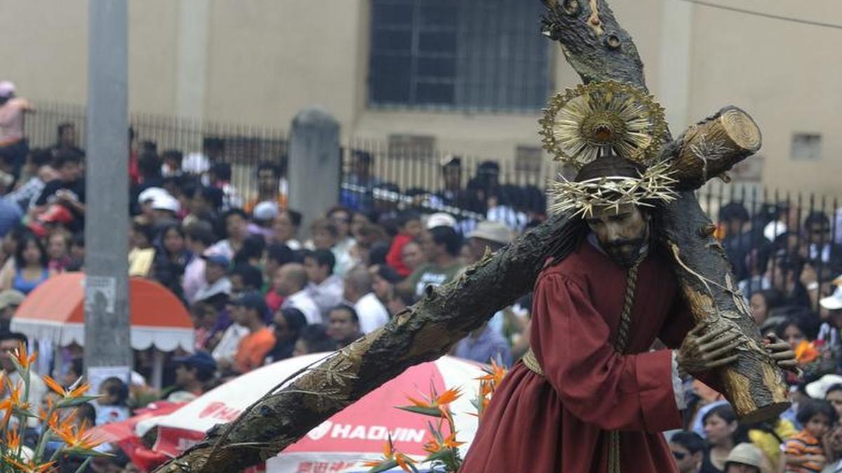 El supuesto ascenso de la imagen de Jesús Nazareno de la Merced de coronel a general del Ejército de Guatemala ha causado una controversia debido a que las altas autoridades religiosas y gubernamentales negaron este sábado que se haya hecho tal propuesta.
