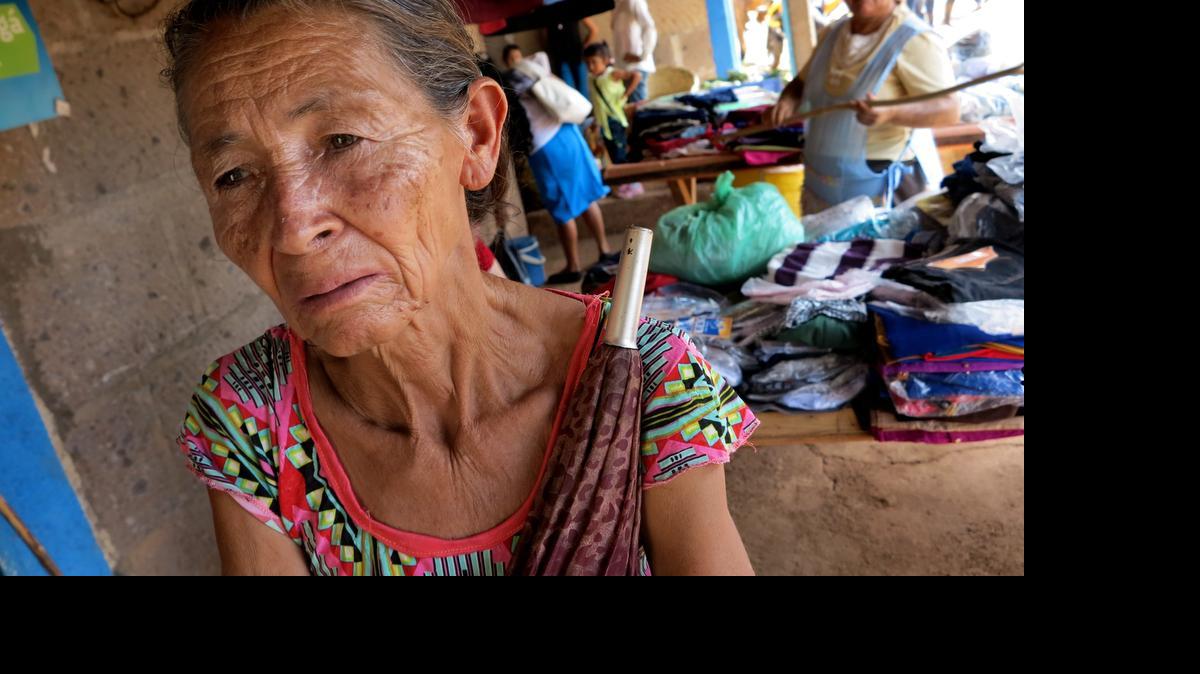 
Francisca Tercera Orozco, de 65 años, está preocupada acerca de donde vivirá si el projecto del canal absorbe su granja de 100 acres.
